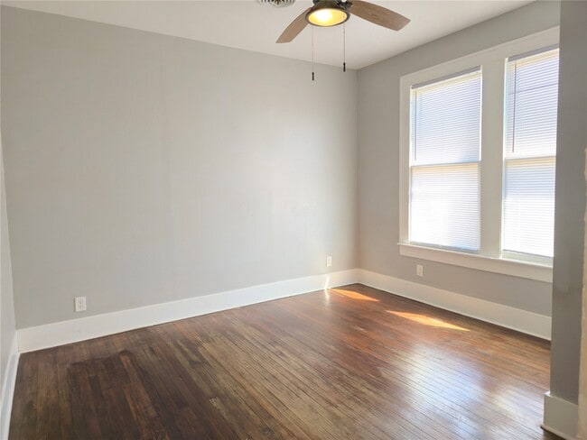 Building Photo - 4302 Ave Q 1/2