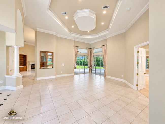 6345 Augusta Cove