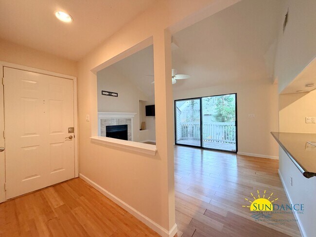 Photo - Charming 2 Bedroom Unit in Fort Walton Beach!