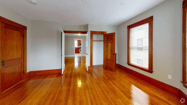 Building Photo - 69 Chandler St Unit 2 Rental