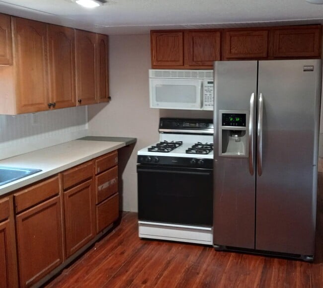 Building Photo - 5231 80th St N