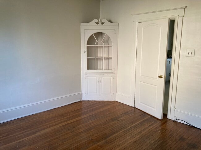 Photo - 372 W Maple St Unidad First Floor