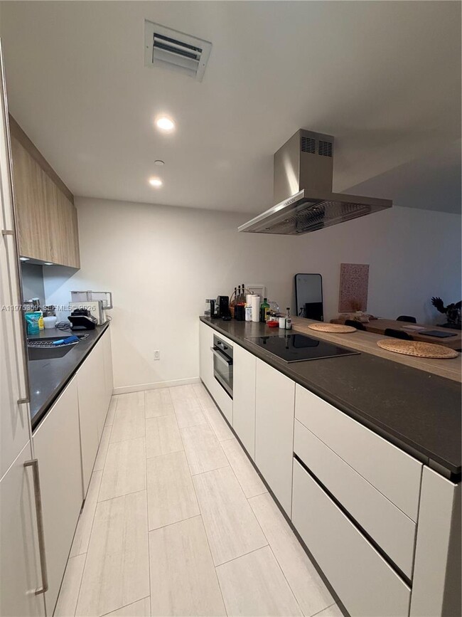 Photo - 1000 Brickell Plaza Unidad 2606