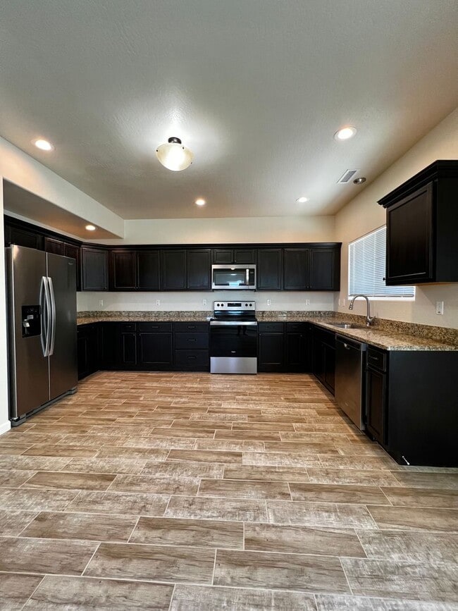 3348 N Yavapai Rd E Unit B