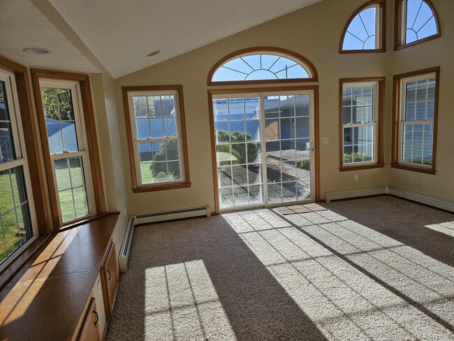 Photo - 4293 Lake Michigan Dr