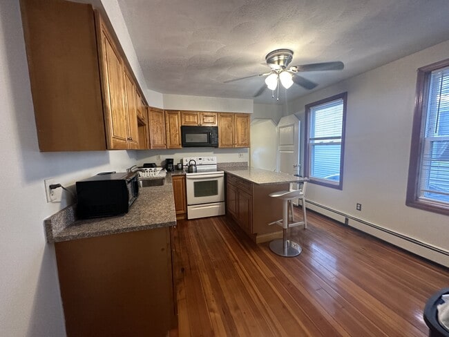 Building Photo - 126 Indiana Ave