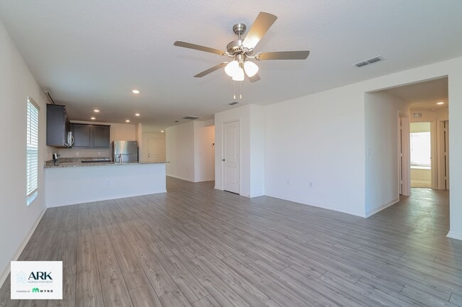 217 Kensington View Blvd