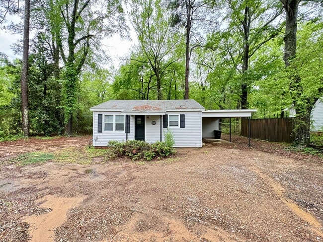 Photo - Updated 2 Bedroom Minutes from LA Tech