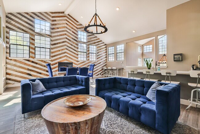 Photo - Emerald Ridge