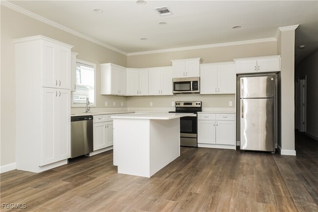 Photo - 12315 Tangier St