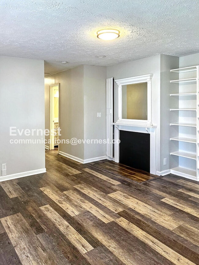 Photo - 593 Pleasant Hill Dr