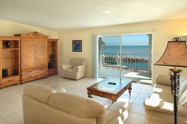 Photo - 159 Dubonnet Rd
