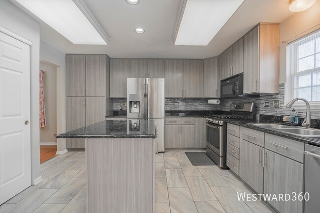 Photo - 164 Forestview Ct