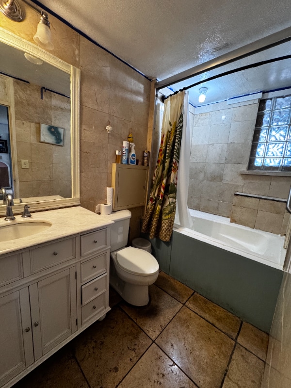 Photo - 419A Atkinson Dr Unit Atkinson dr,