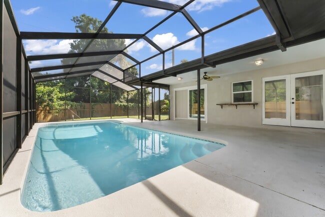 Photo - 4404 Meadow Creek Cir