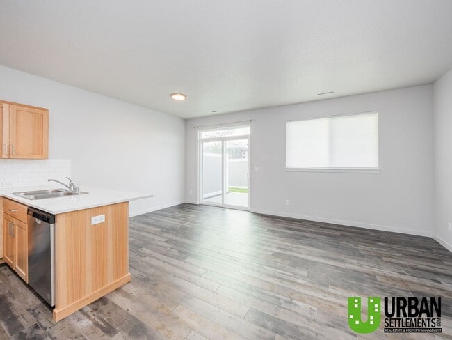 Photo - Woodlawn Duplex Unidad 224