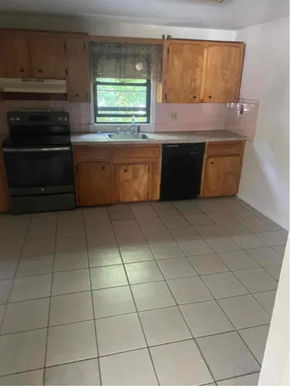 Building Photo - 44 Alsada Dr Rental