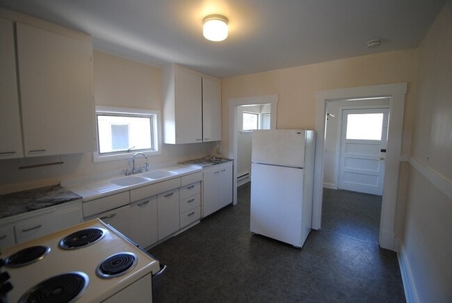 Photo - 1726 Dexter Ave N