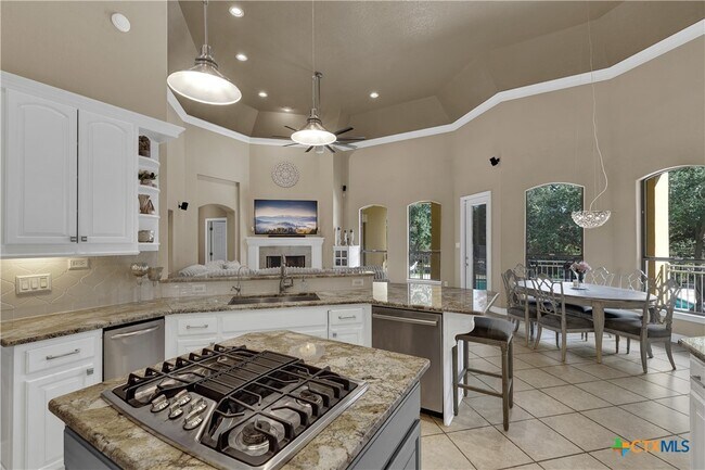 Photo - 9752 Trophy Oaks Dr