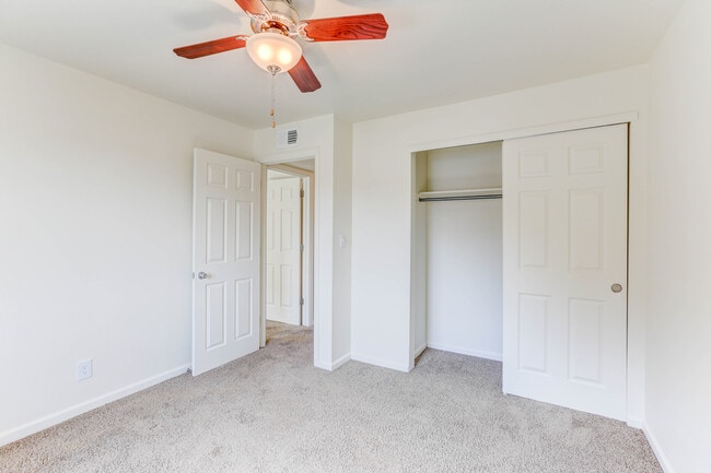 2BR 2BA - 940 SF - Bedroom