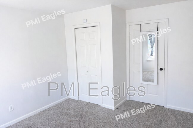 Photo - 1004 Bush Ave