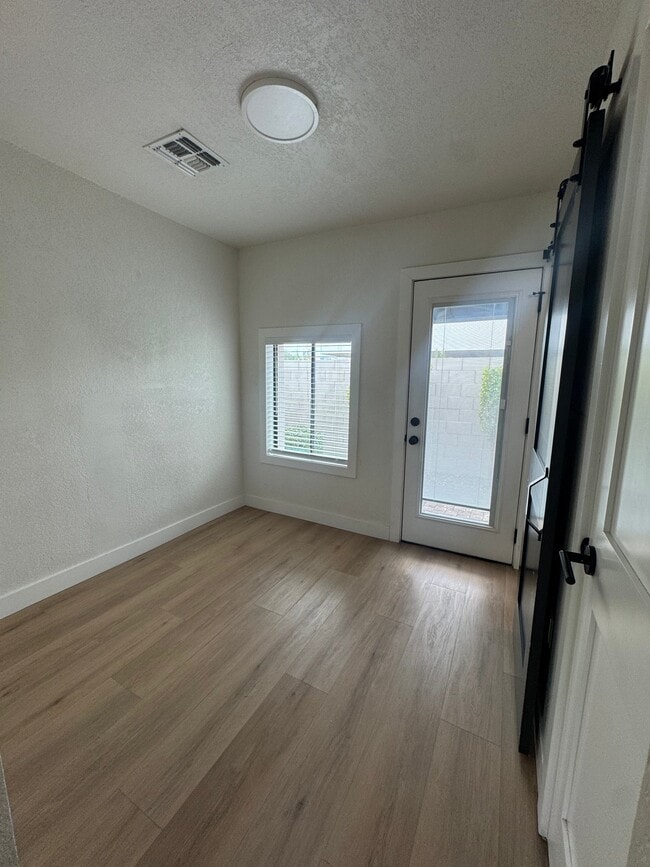 1006 N 12th St Unit 1004
