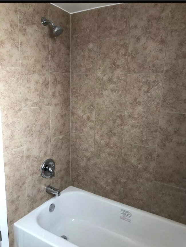 1306 Carol St Unit TWO BEDROOMS