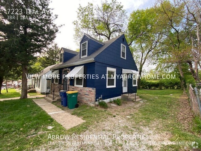 Building Photo - Updated Three Bedroom Move In Ready Home!