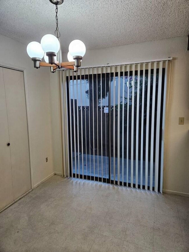 Photo - 16572 Lorelei Ln