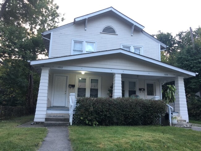 Building Photo - 1032 Ellsworth Ave Unit 1034