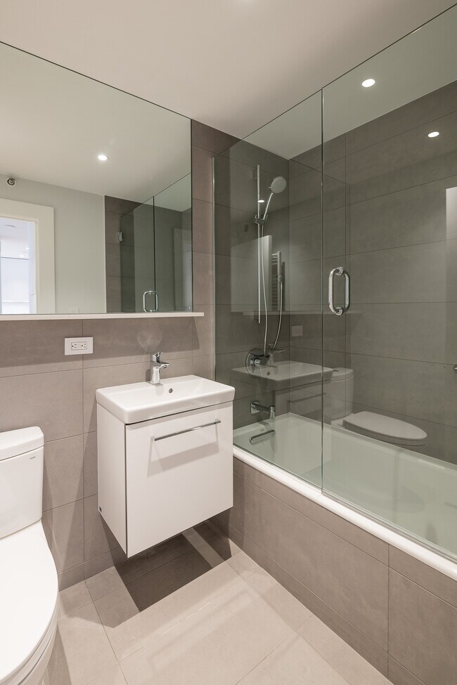 Photo - 1410 Columbia Rd Unit 7J