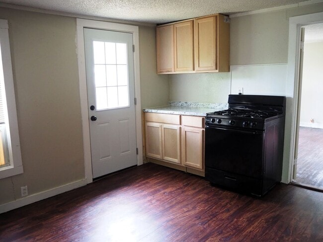Photo - 1225 Norman St
