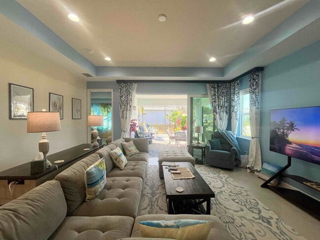 Photo - 614 Coral Reef Way