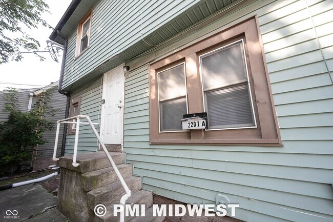 Photo - 2201 E New York St Unit A