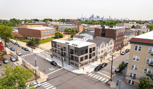 Photo - 242 Beacon Ave