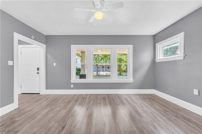 Photo - 364 E 161st St Unit 1/DN