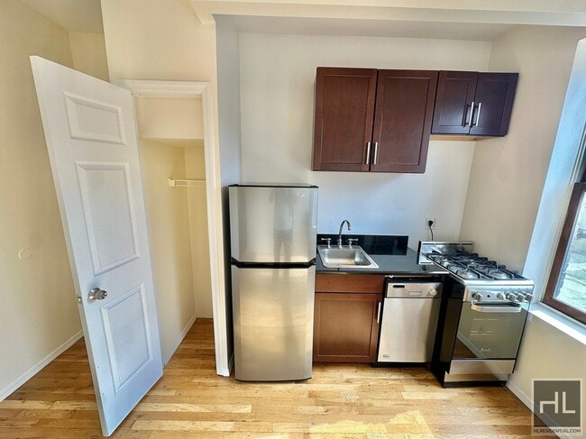 Photo - West 11th Street Unit 4A