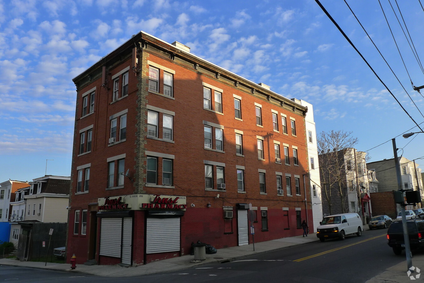 Photo - 201 Elm St Apartments