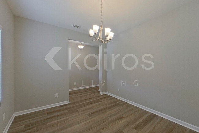 Photo - 151 Williams Ln