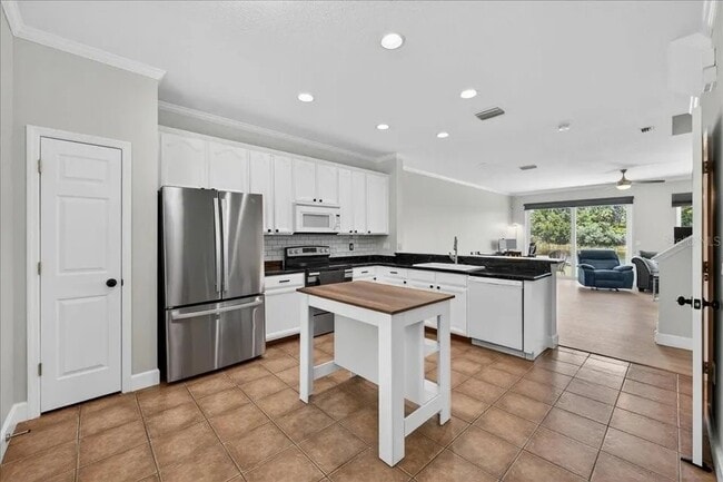 Photo - 11607 Colony Lake Dr