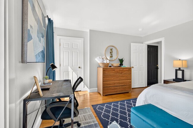 22 Hews St Unit SI FL3-ID1586664P