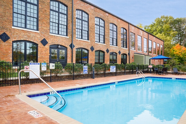 Lofts By The Lake
