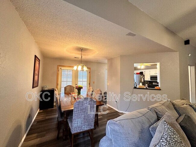 Photo - 17316 Valley Crst