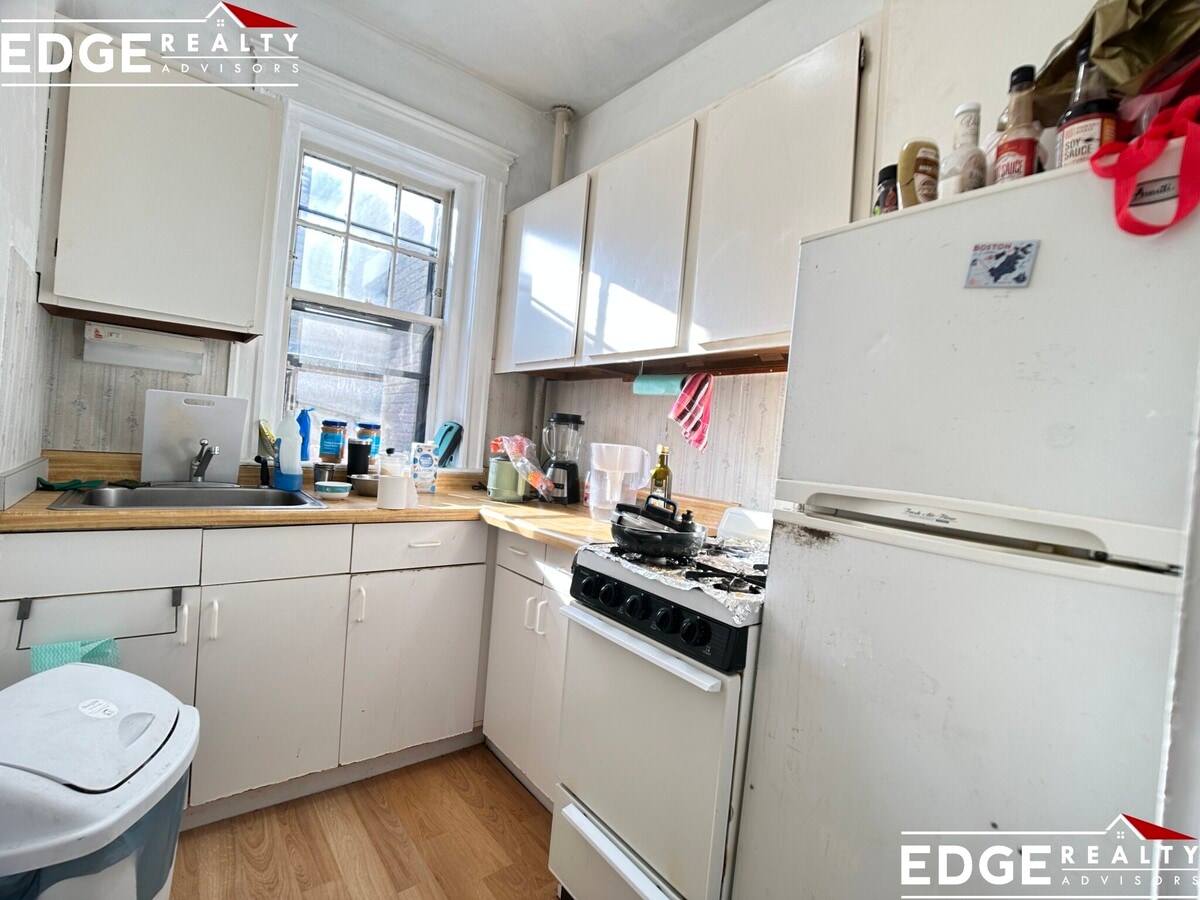 Photo - 317 Allston St Unidad 15