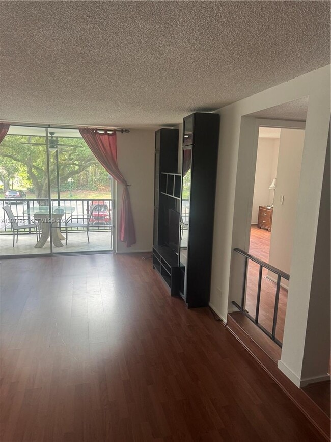 Photo - 3740 Inverrary Dr Unit 2Q