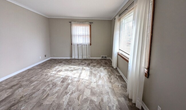 Photo - 614 E Sunset Dr