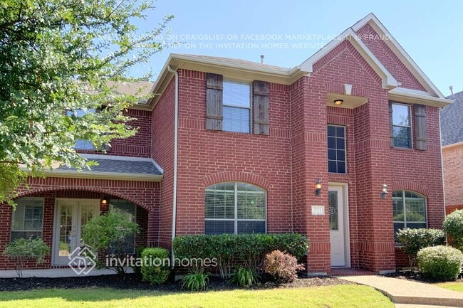 Building Photo - 721 W Talon Dr