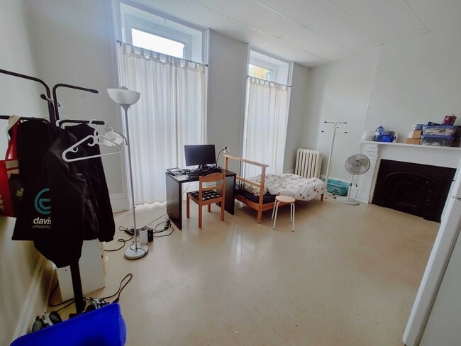 Photo - 134 Earl St Unité 8