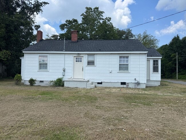 Building Photo - 709 E Vernon Ave