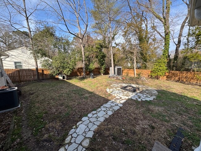 Photo - 906 Foley Dr